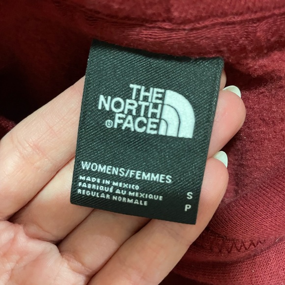 The North Face Maroon Hoodie - Picture 3 of 3